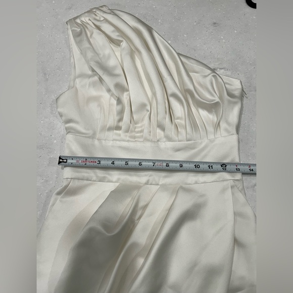 Modus Fashion White one shoulder Puffy Women’s Dress Size Small‎ - Picture 8 of 9